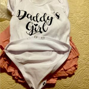 ADORABLE Baby Outfit “ Daddy’s Girl”